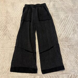 Umgee Black Textured Pants